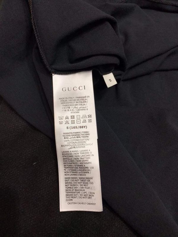 Buy Replica Gucci Quelle Qu'en Soit La Saison T-shirt In Black - Buy ...
